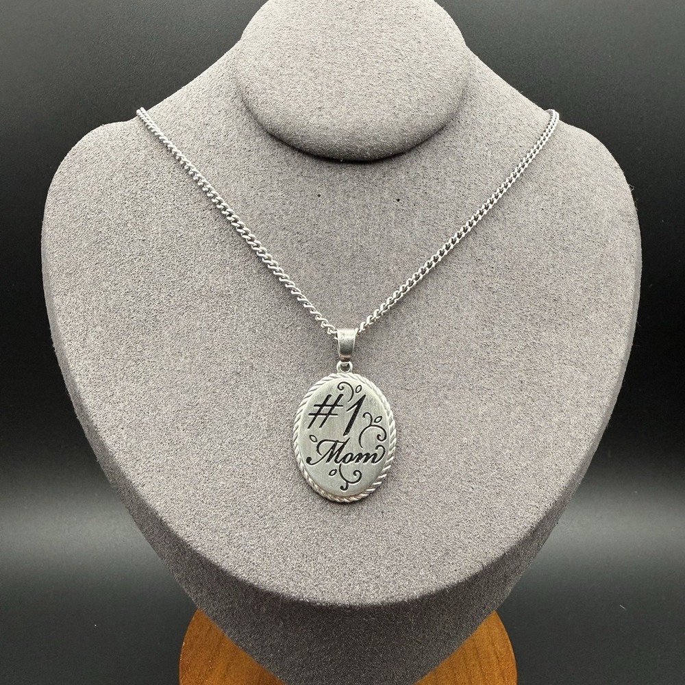 Vintage #1 Mom Pendant Necklace Silver Tone Black Enamel Y2K 18in Chain